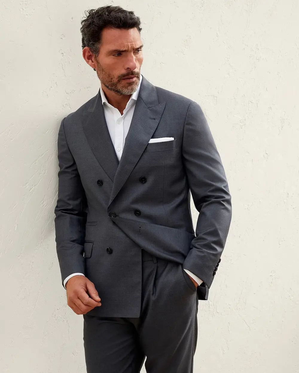 Doubler: le costume à double boutonnage complet avec informations
