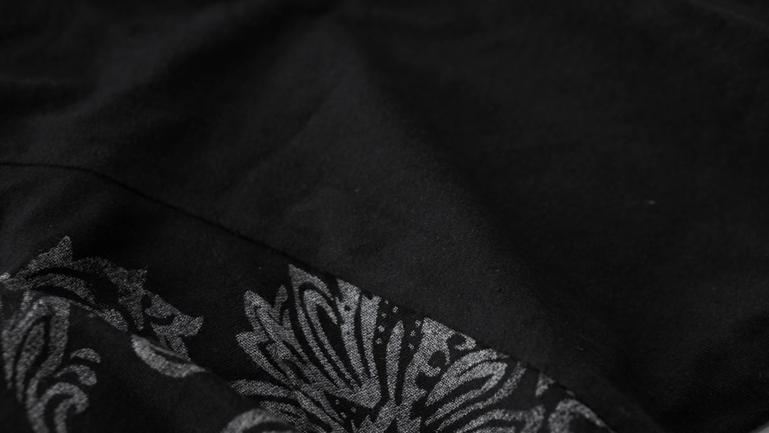 Les plus beaux modèles de robes en damas de la saison